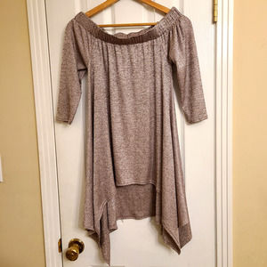 Red by BKE Off Shoulder High Low Tunic, Ribbed, Shark Bite Hem, Size Small